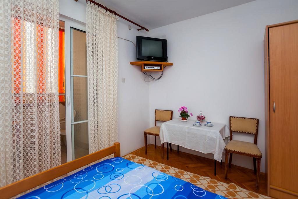 Apartments Marko Tivat Pokoj fotografie