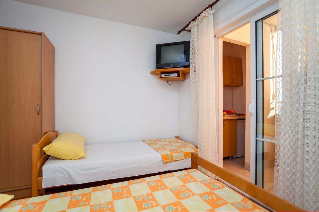 Apartments Marko Tivat Pokoj fotografie
