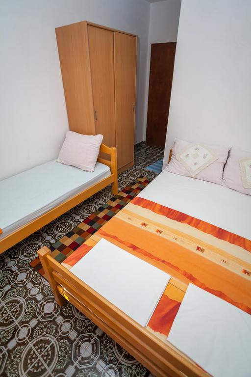 Apartments Marko Tivat Pokoj fotografie